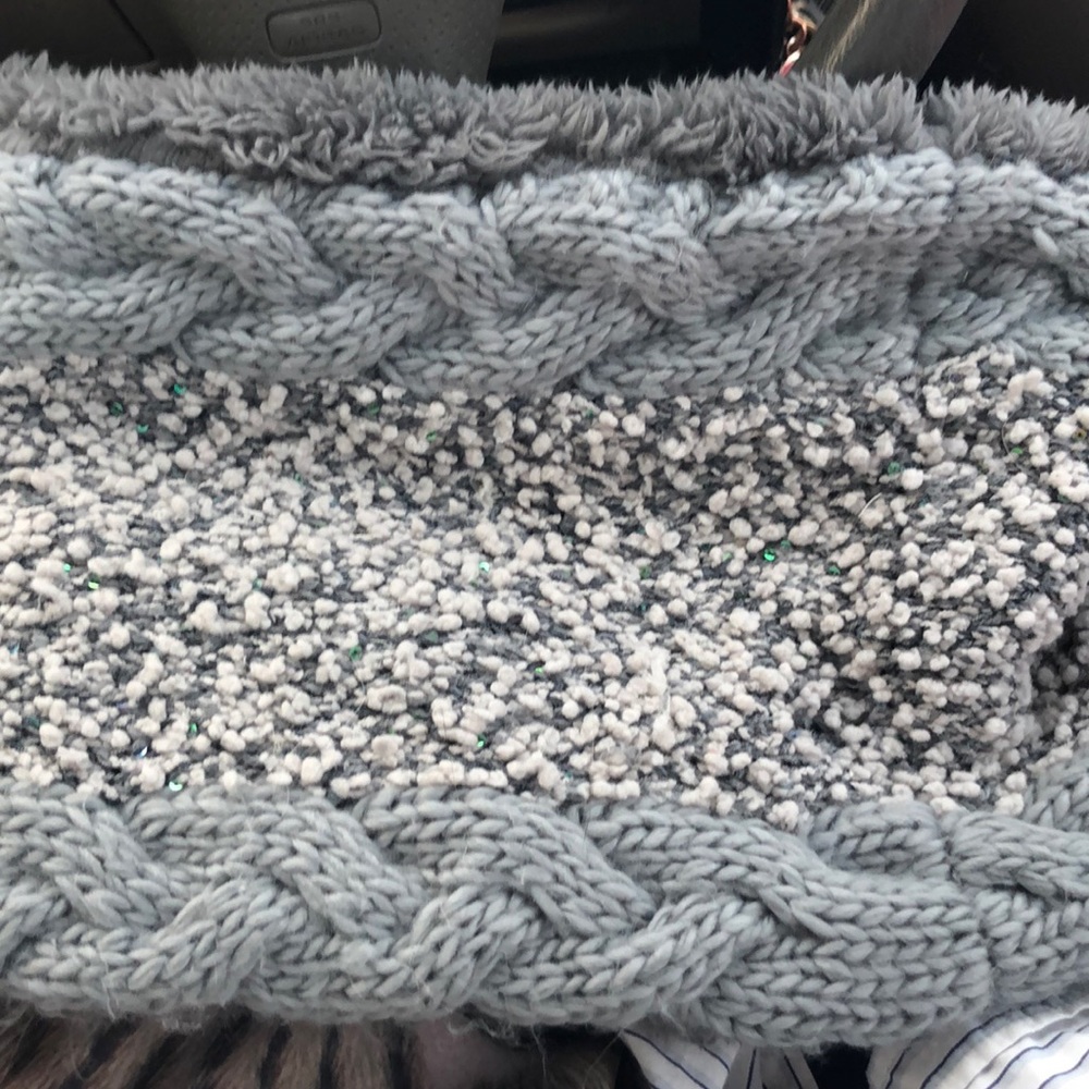 Betsy’s Johnson scarf